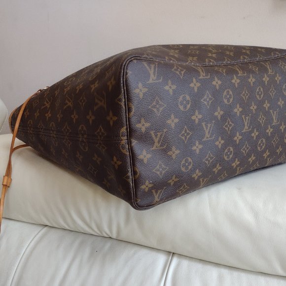 ****SOLD****💯 Authentic Louis Vuitton Neverfull GM - Picture 4 of 16